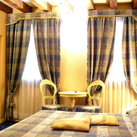Ca' Del Duca Konukevi 3*